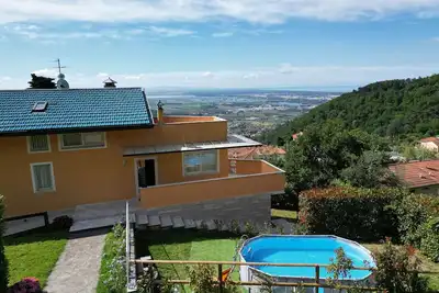 Image de Belle maison de vacances privée avec piscine privée, Wifi, Tv, terrasse, près de Viareggio