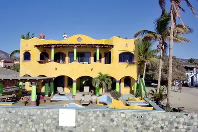 Image de Casa Perfecta. Luxury Beachfront House in Central Los Barriles