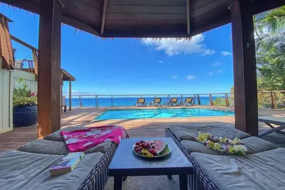 Image de Poipu Palms 302 – Top-Floor Oceanfront with Sunset Views
