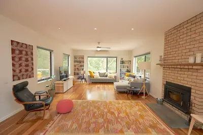 Image de Claystone - walking distance to the beach!