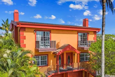Image de Siesta Key Village, Heated Pool, Beach Access 4 min Walk, 6bdr