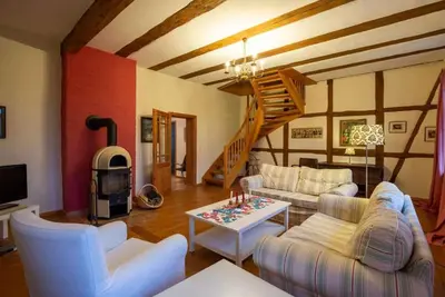 Image de Altes Pastorat: Wohnung mit Kamin und GroĂźem Garten