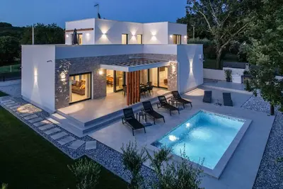 Image de Villa Zanetta pet friendly near PoreÄŤ for 8 people with sea view & private pool