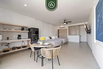 Image de Cozy 2br Lock-off - Terrace Overlooking the Marina