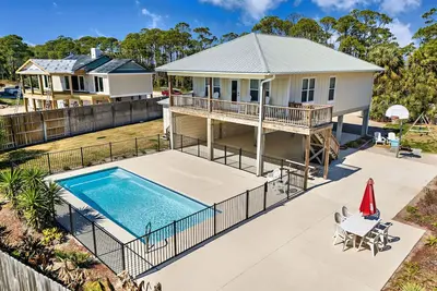 Image de Monthly Rates, Private Pool, Dog Friendly 3 Bedroom Captains Wife