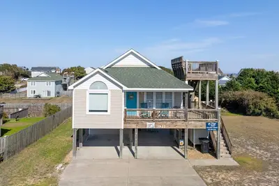 Image de Nadine's Nest: Hot Tub | Rooftop Deck, Ocean View