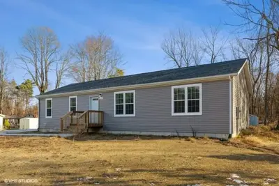 Image de Archer's Retreat-Sleeps 10-1/2 mile to Lake Michigan! Pet/Kid Friendly