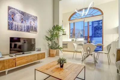 En Vogue by Hello Homes Sitges