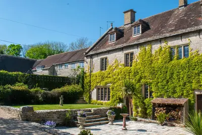Image de Poxwell Manor West Wing - Exclusive Dorset Retreat
