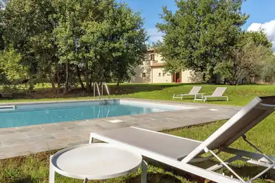 Magnificent Brand New Tuscan Villa, 6 Pax, Private Pool