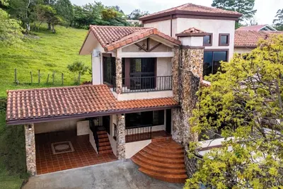 Image de House in Boquete, House in Boquete with king beds and hot tub (565749)