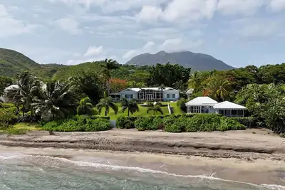 Image de Beachfront Estate with Pool and Tropical Garden