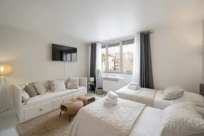 Image de Studio Cosy situé à 2 minutes à pied de la célèbre Croisette