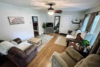 Image de The Crescent House