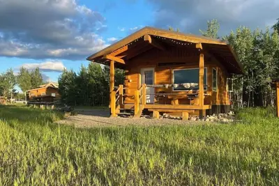Image de Oma and Opa's Northern Lights Cabin