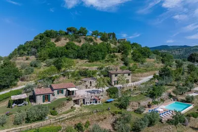 Image de Casale della Torre – Maison avec piscine privée