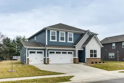 Image de Quiet Avon Home - Near Indianapolis Speedway!