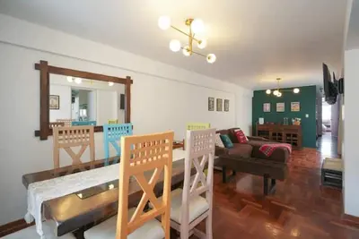 Image de Miraflores Flat Apt, 2 bed, 2 bath, free parking