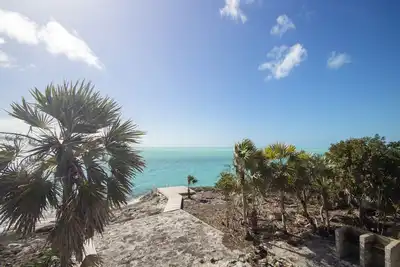 Image de OceanBliss: Exuma, Waterfront sleeps 8