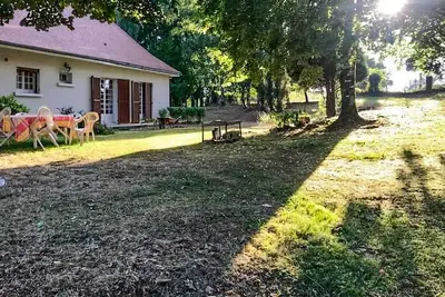 Image de Maison chaleureuse Ă Saint Saud.
