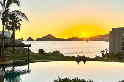 Image de Incredible Cabo view / newly renovated Condo