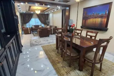 Image de Marvelous 3-bedroom apartment in Giza Governorate with WiFi, Ac