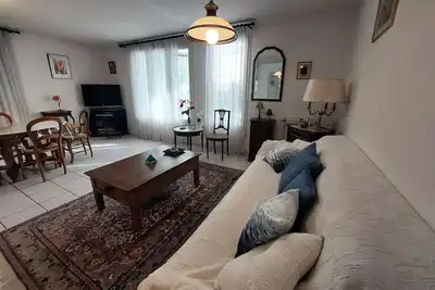 Image de Sehr geräumig und komfortabel für diese schöne Wohnung!