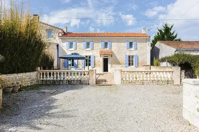 Image de Maison de vacances 'L'Aixoise' avec terrasse privée, jardin privé et Wi-Fi