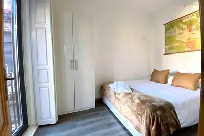 Image de HousingleĂłn Cardiles (Barrio HĂşmedo)