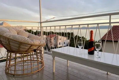 Image de Appartement de deux chambres avec le balcon et la vue sur le mer Zivogosce - Blato, Makarska (A-22253-d)