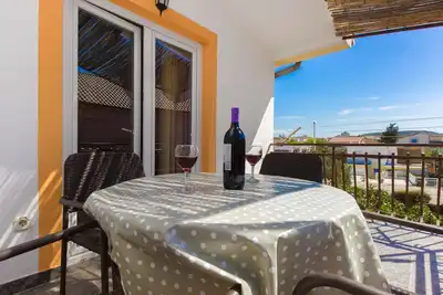 Appartement d'une chambre avec le balcon Pirovac, Sibenik (A-22646-a)