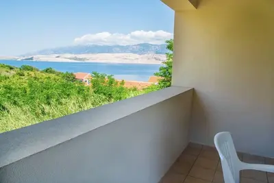 Image de Appartement d'une chambre avec la terrasse et la vue sur le mer Bosana, Pag (A-22692-d)