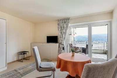 Image de Appartement \"Rheinapartment Dependance 8\" avec balcon et Wi-Fi