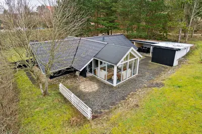 Image de \"Laurens\" - 800m from the sea by Interhome