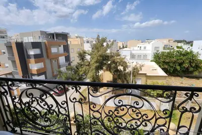 Image de Apparemment à Hammamet à 600 mètres de la plage et tout commerces.