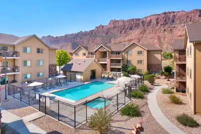 Image de 6e Family Friendly RedCliff Condo, Pool & Hot Tub