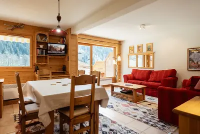 Image de Appartement cosy 3*** à La Clusaz, 6 pers, terrasse, Wi-Fi, proche pistes ski et navettes