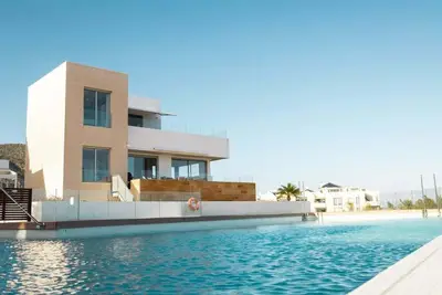 Villa with uninterrupted  sea view