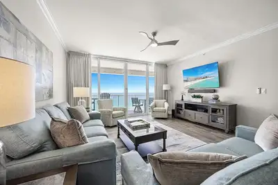 Image de 2 bedroom, 2 bath Gulf-front condo!