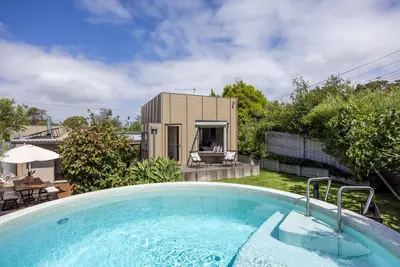 Palm Springs Oasis : 4  Br, 3  Ba House in Blairgowrie, Sleeps 10