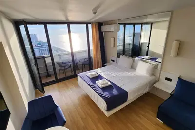 Image de Sea view, 43 floor, flight\n\n
