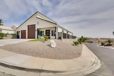 Image de Bullhead City 2 Mi to the River! \n\n