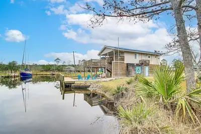 Image de Waterfront Bay St Louis Home w/ Private Dock!