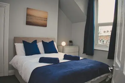 Image de Cosy Deluxe 2 bedroom terraced house near centre