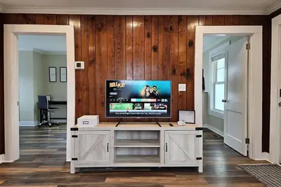 Image de Charming farmhouse in tranquil Candler