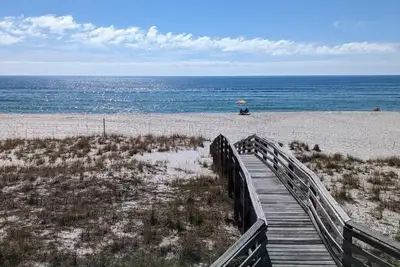 Image de Gulf Side Villas 1b Pet Friendly Gulf Front condo-Free Daily Activities