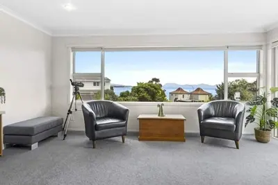 Image de Base: 6 Extra: $30<br>78 Mere Road, Taupo