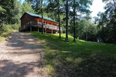 Image de Gorgeous 20-Acre Modern Rustic Cabin! Walking Trails & Nearby Lake Access!