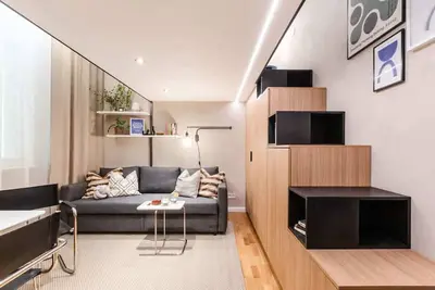 Image de TurnKey | Two-Level Charles Square Studio I
