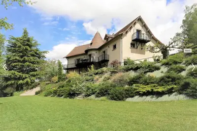 Image de Petite maison 'Le Gite De La Tour' avec terrasse privée, jardin privé et Wi-Fi